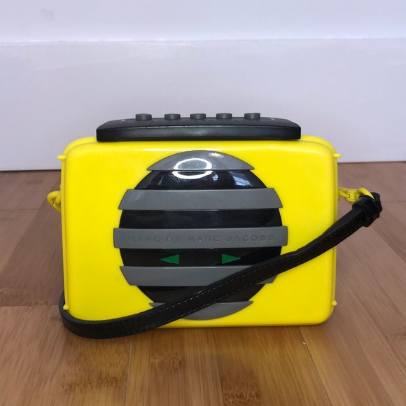 Marc By Marc Jacobs Handbags - Marc by Marc Jacobs Walkman clutch crossbody
